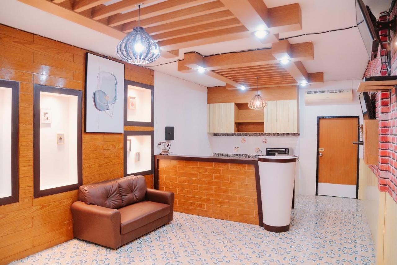 ซับรูมโฮเทล Subroom Hotel Surat Thani Ngoại thất bức ảnh