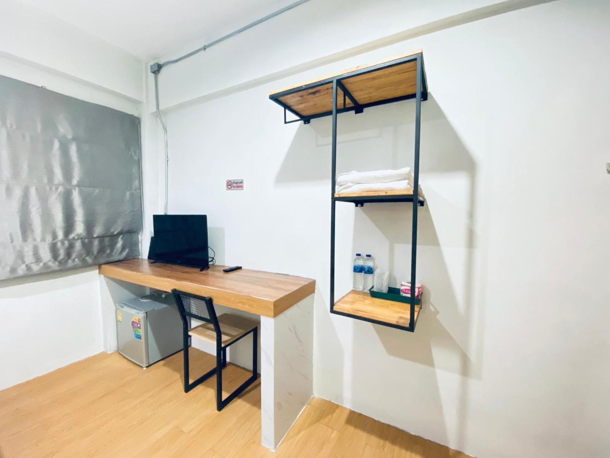 ซับรูมโฮเทล Subroom Hotel Surat Thani Ngoại thất bức ảnh