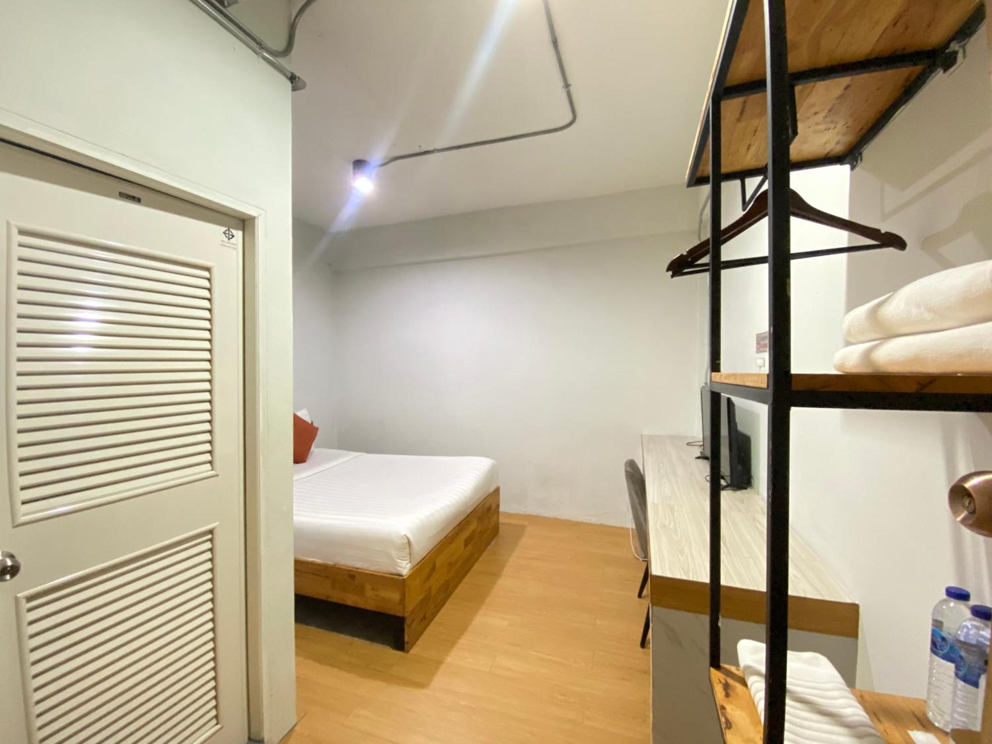 ซับรูมโฮเทล Subroom Hotel Surat Thani Ngoại thất bức ảnh