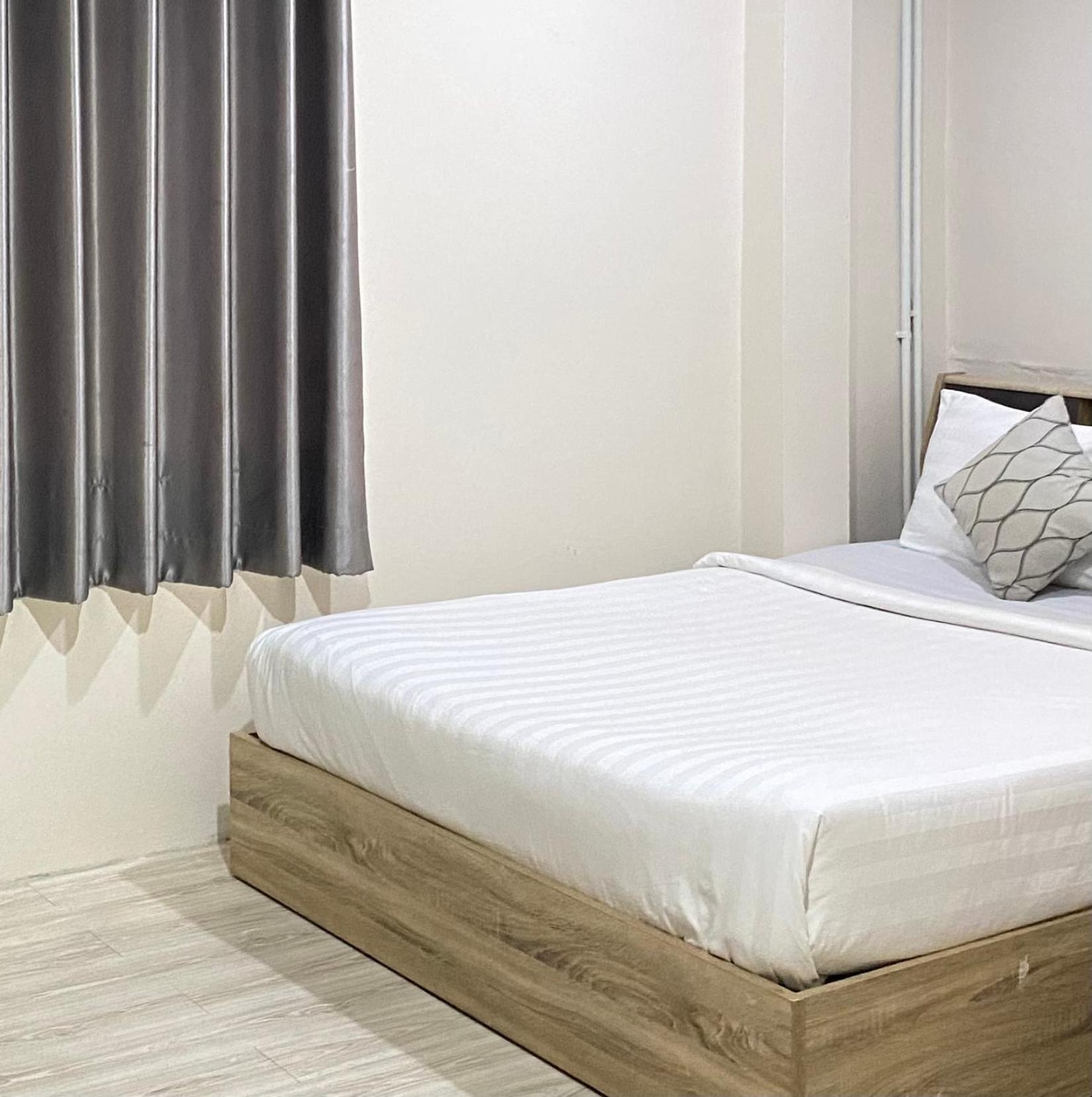 ซับรูมโฮเทล Subroom Hotel Surat Thani Ngoại thất bức ảnh